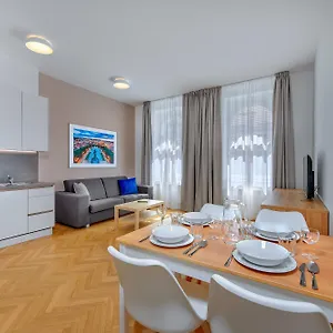 Aparthotel Downtown Kodanska, Praga